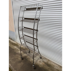 Présentoir métallique 5 niveaux sur roulettes - Rangement magasin commerce - Bon état