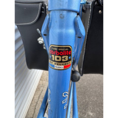 Vélo Peugeot 103 vintage bleu avec sacoches - Bon état général