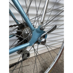 Vélo vintage Peugeot bleu clair avec porte-bagages - Très bon état