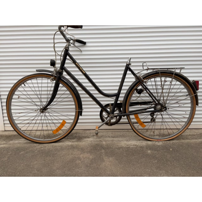 Vélo ancien Motobécane Cadre col de cygne 26 pouces Vintage
